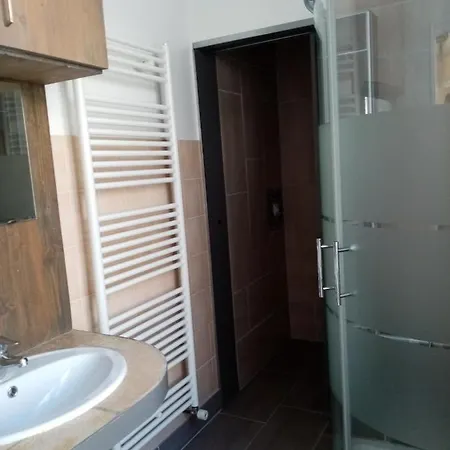 Jolie Maison De Village Face Aux Montagnes Σπίτι διακοπών